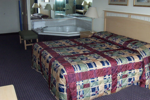 Ameristay Inn & Suites Waverly Екстериор снимка